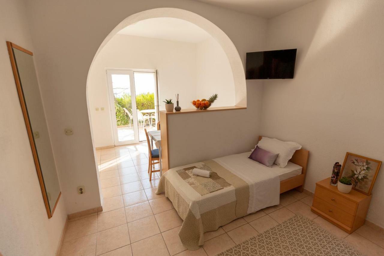 Apartmani Maja Тучепи Экстерьер фото